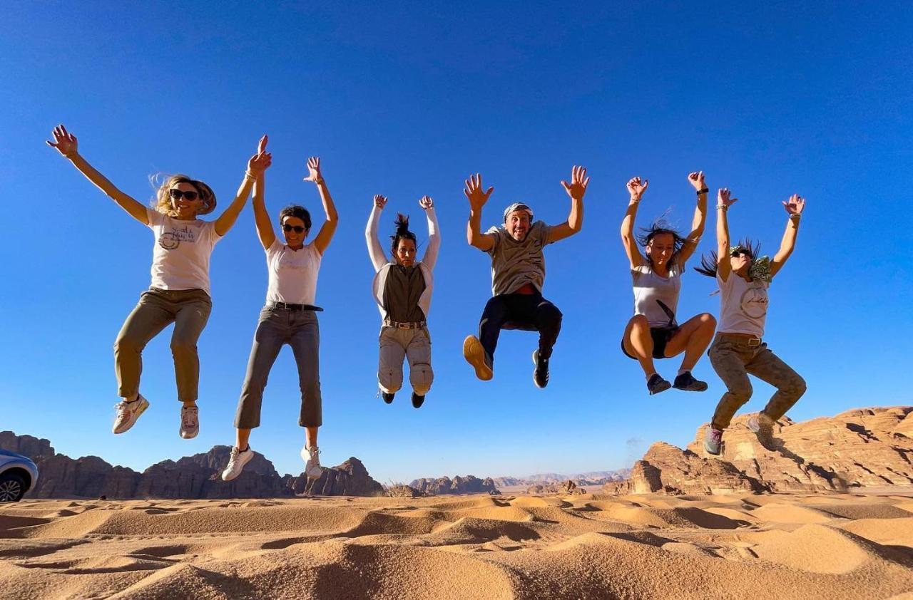 Taj Wadi Rum Camp エクステリア 写真