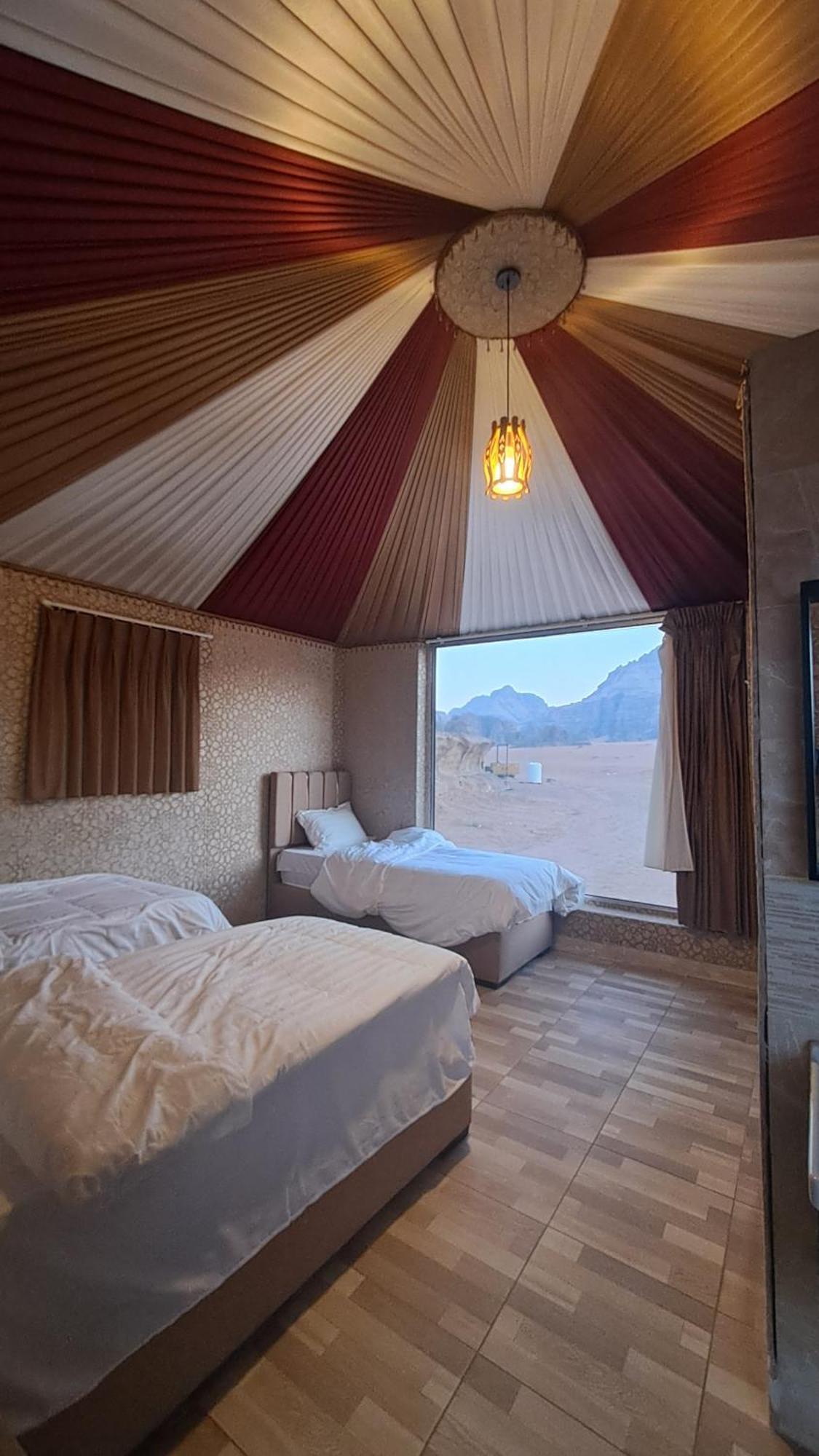 Taj Wadi Rum Camp エクステリア 写真