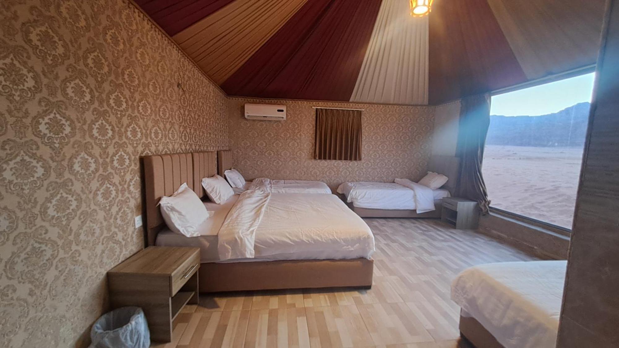 Taj Wadi Rum Camp エクステリア 写真