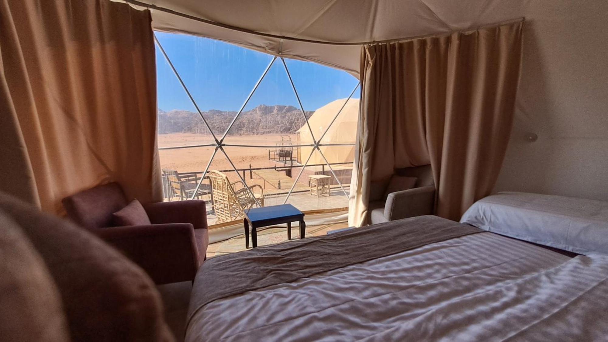 Taj Wadi Rum Camp エクステリア 写真