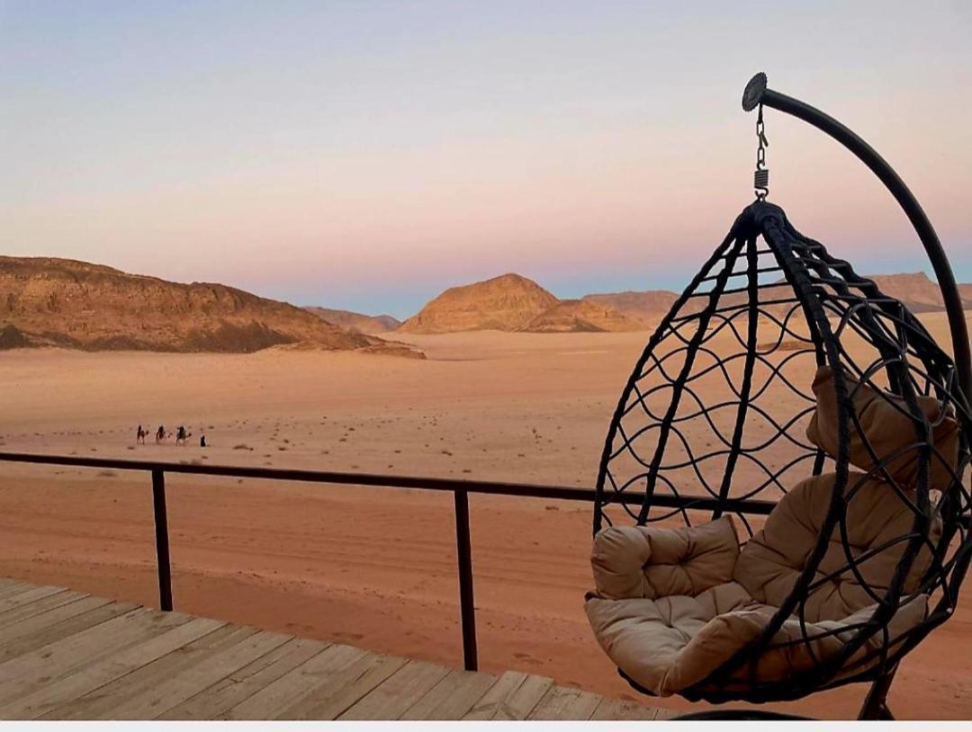 Taj Wadi Rum Camp エクステリア 写真